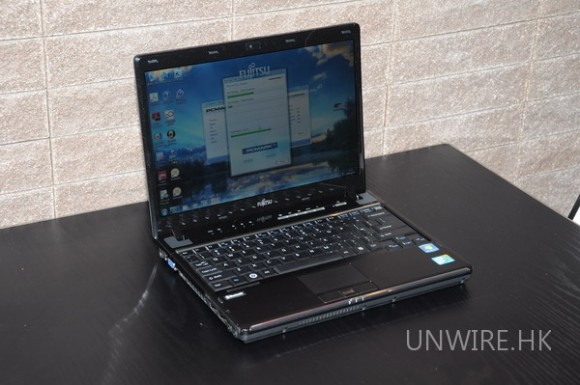 Fujitsu LifeBook $7,000有找！