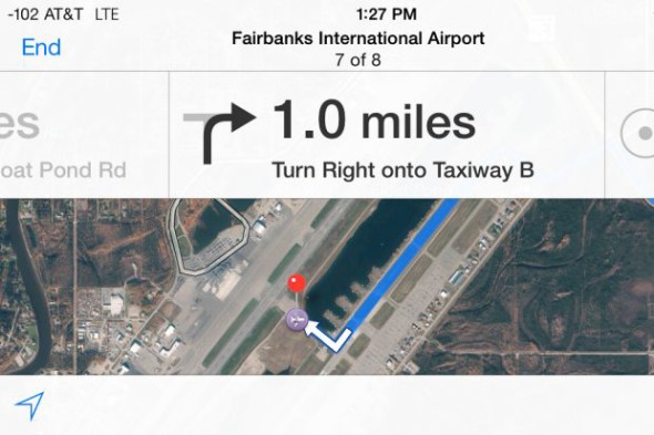 駕車變「衝上雲霄」？用 Apple Maps 去機場帶你走上跑道！