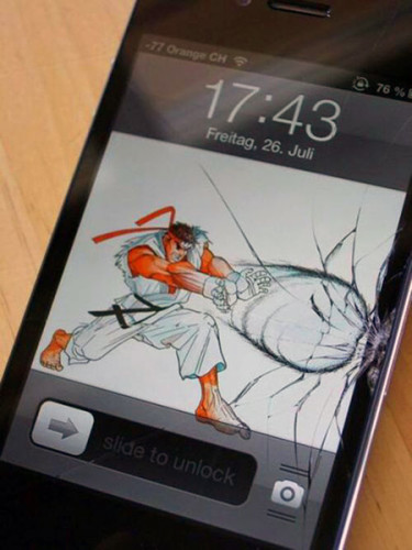 未來 iPhone 不怕跌? Apple「落地時空中自動轉體保護」專利註冊