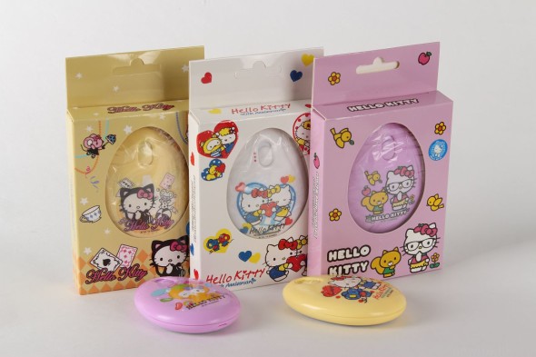 40 周年別注版！HELLO KITTY 電子暖手寶寒冬登場