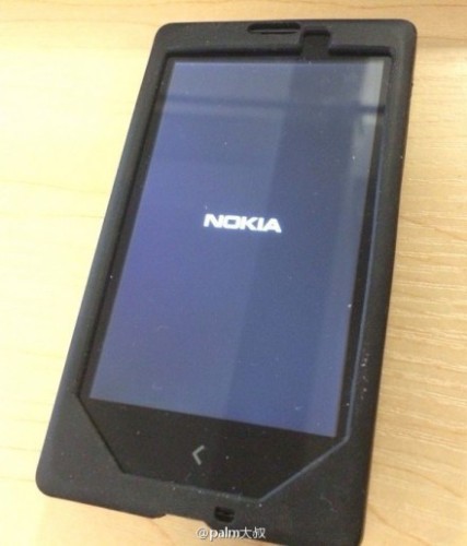 Nokia Android 手機原型機曝光？