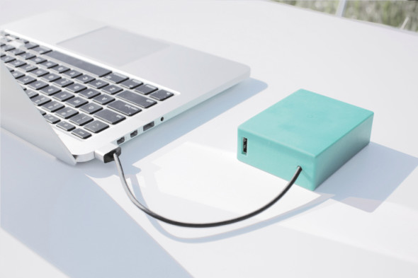 流動電源 BatteryBox 增加 MacBook 一倍使用時間