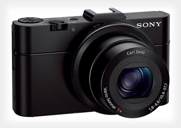 Sony 新專利為 RX200 帶來天涯大光圈鏡頭？