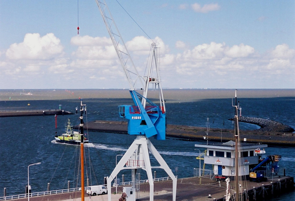 cranehotel_a1