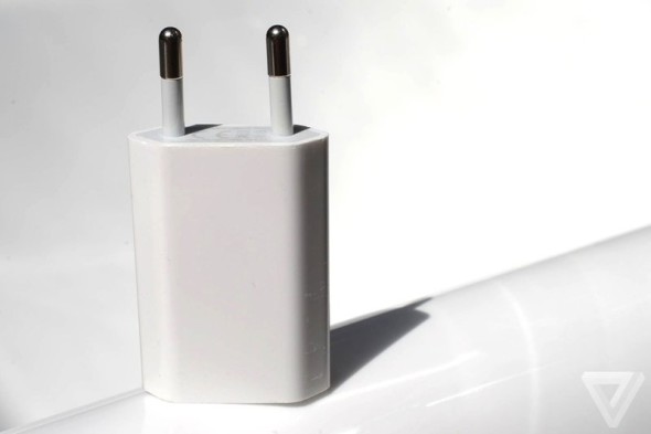 有潛在危險，Apple 回收部分歐洲 iPhone 充電器
