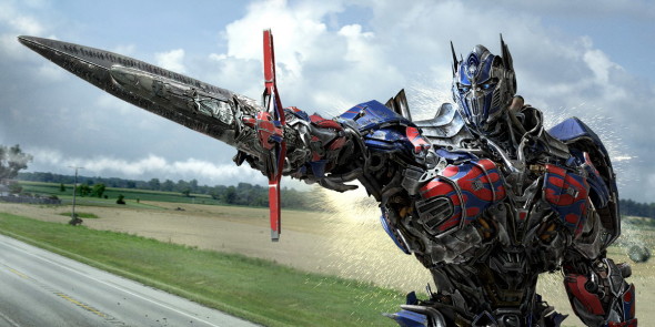 Optimus still #2 (Sword pointing)_resize