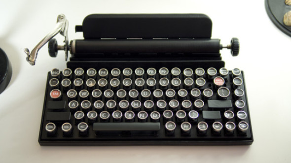 Qwerkywriter 打字機 Feel 電腦機械鍵盤