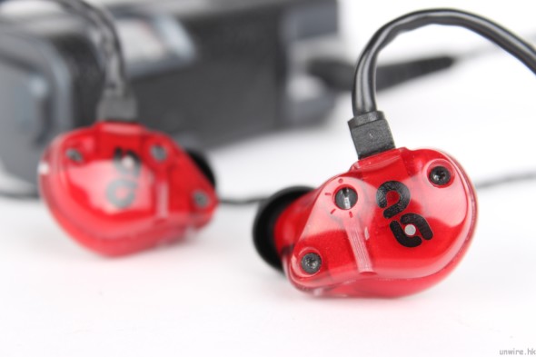 【速試】音色與款色的最佳結合！美國製造 Aurisonics ASG-2.5 登場！