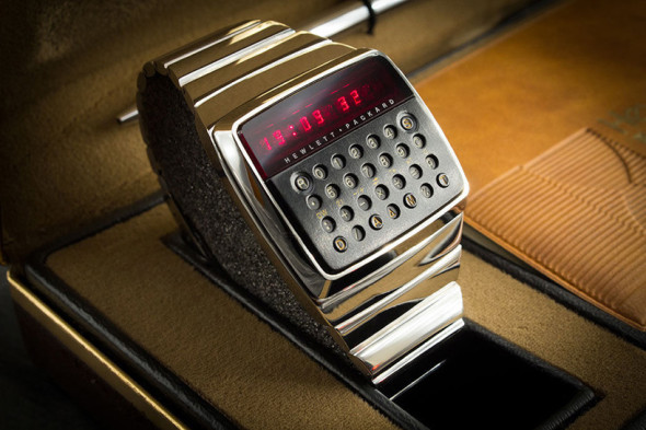 10 幾萬買 HP 於 1977 年推出的 Smartwatch