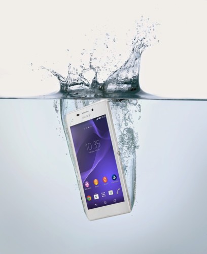 M2 升級版！Sony 推出入門級 4G 防水手機 Xperia M2 Aqua