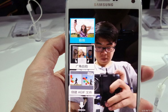 小編 ：「自拍超好玩！」Samsung Note 4 真機速試 – 鏡頭篇