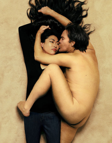 Annie_Leibovitz___John_Lennon_and_Yoko_Ono_1980_2014