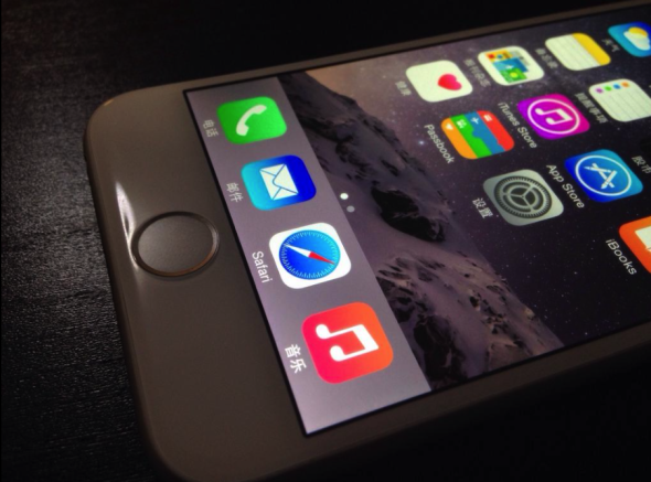 Apple 失守了！ 中國網民發大量 iPhone 6 真機試機片
