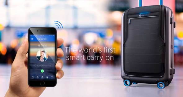 BlueSmart Carry On 藍牙手提行李喼