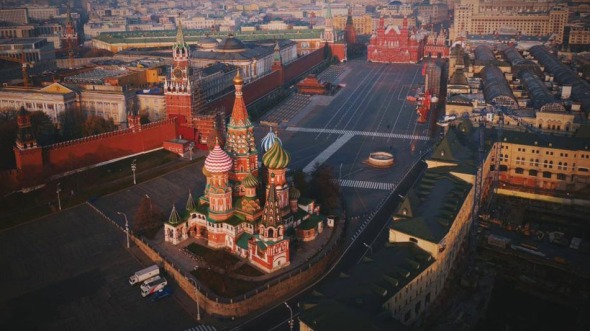 玩命？用航拍無人機拍攝莫斯科克里姆林宮