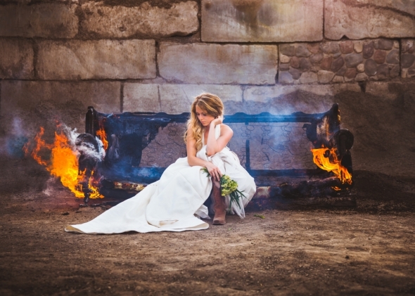 kenny-coverstone-fstoppers-burning-couch-divorce-5