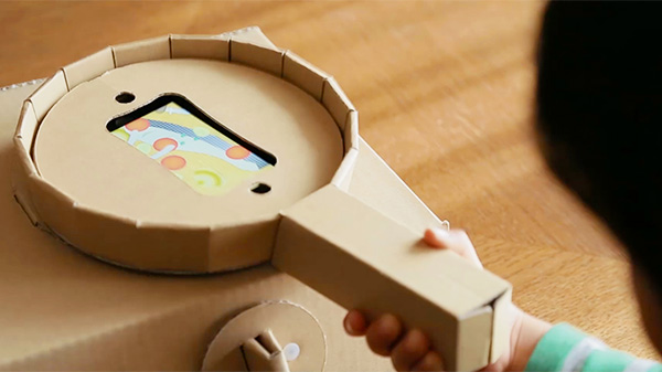 插入 iPhone 有聲有畫面   日本設計新世代互動煮飯仔