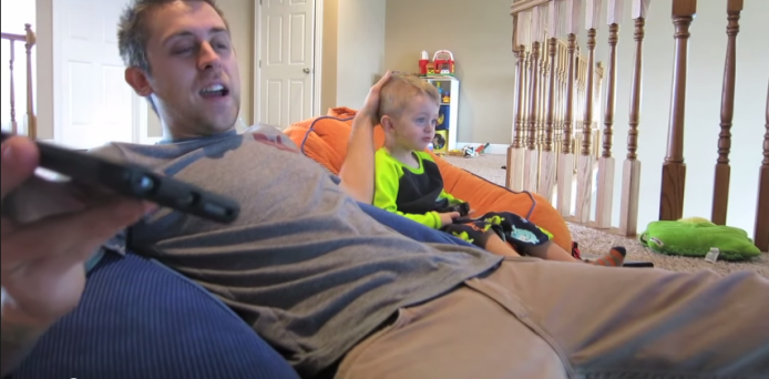 2015-01-22 17_39_18-Crazy Plastic Ball PRANK!! - YouTube