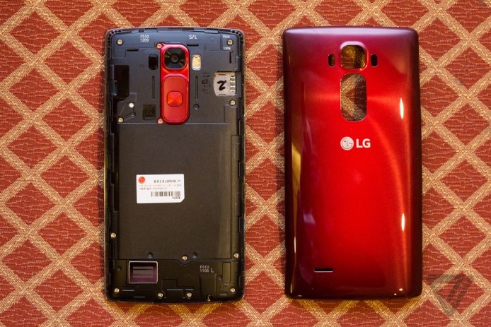 ces-2015-lg-g-flex-2-7651.0