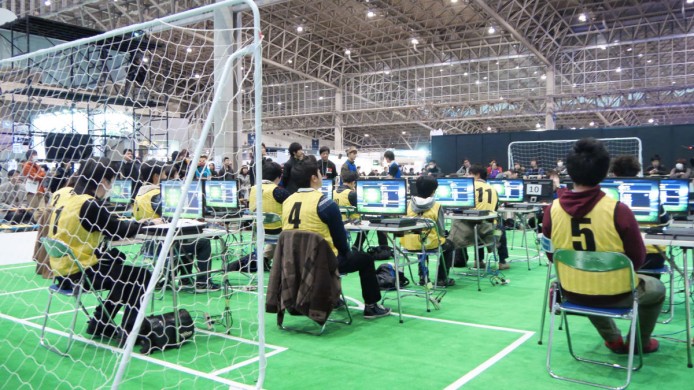 極好玩！日本舉行 11 vs 11 人 FIFA 15 比賽