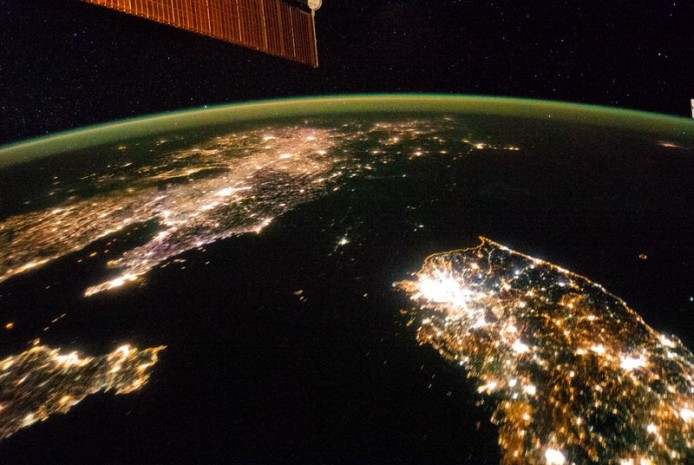 北韓為漆黑的夜晚辯護：城市的精彩不能以光暗定奪