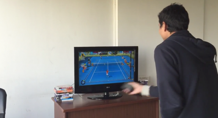 Wii Sports 上身？利用 Chromecast 模擬打網球