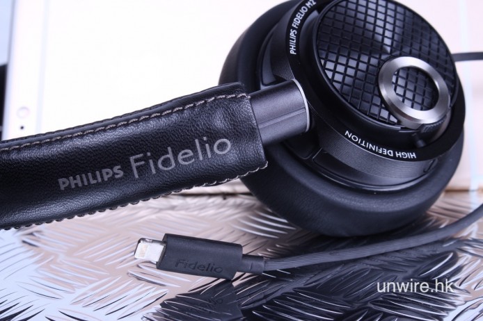 新 Lightning 接口耳機 !  Philips Fidelio M2L 耳機初步評測