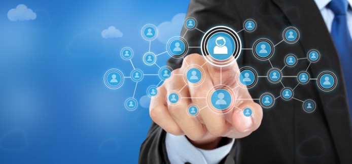 重新釐訂客戶關係的飛行里數計劃