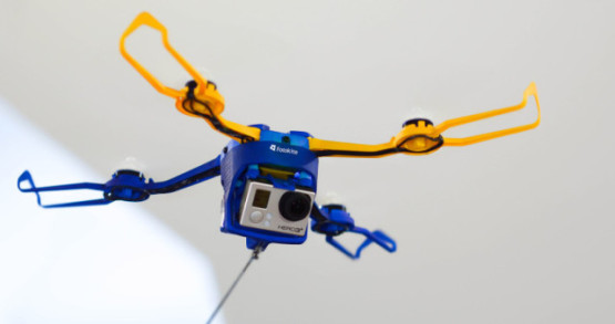 航拍更安全  Fotokite Phi 有線遙控機
