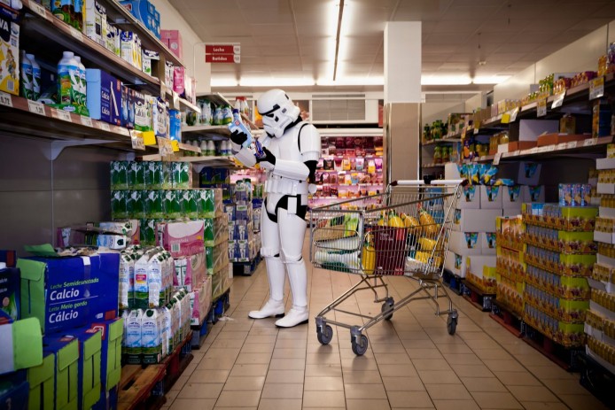 PAY-A-Stormtrooper-carrying-out-the-food-shop-at-a-supermarket