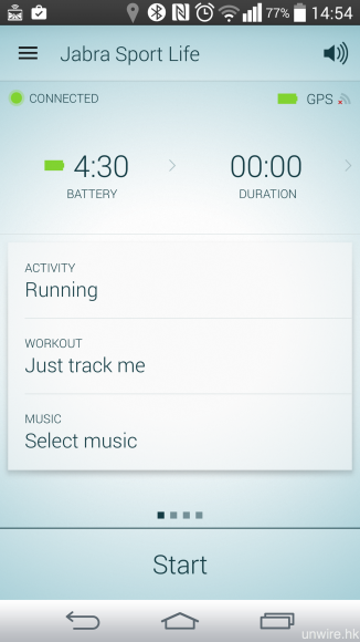 《Jabra Sport Life》app 可顯示耳機的電量、運動持續時間、平均速度、總卡路里消耗等多項資訊，你亦可選擇散步、跑步、踏單車、行山等運動種類，用以獲得相應的運動數據資訊。