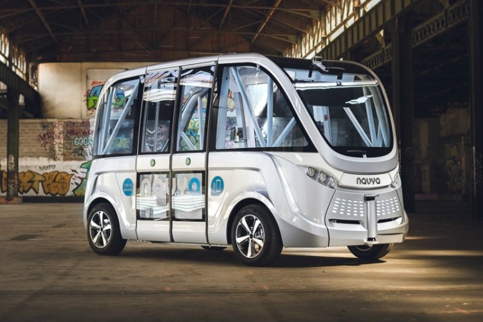 全球首部自動行駛巴士  明年瑞士投入服務
