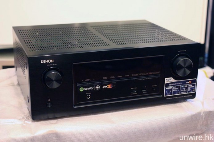 是次使用的示範器材為 Denon AVR-X3200W 家庭影院擴音機。