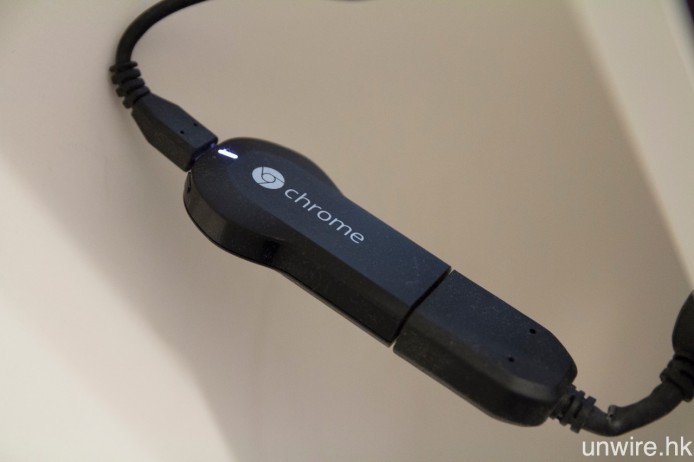 除了用電腦 HDMI 輸出電視之外,使用《now 隨身睇》app 時,艾域亦會透過 Chromecast 輸出智能手機或平板機的同步鏡像畫面,不過這種做法就不適合 iOS 用戶了。