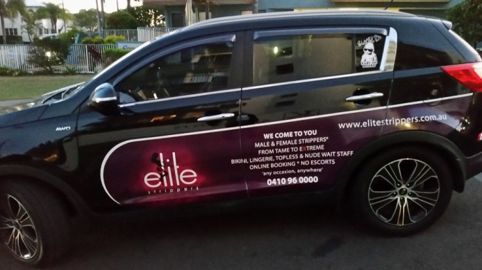 電召 Uber 到來的竟然是脫衣舞專車