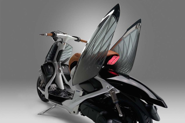 變成昆蟲一樣！Yamaha 為 04Gen 電單車送上一對翼