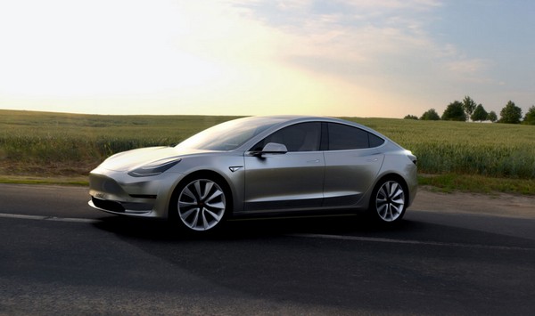 Tesla 再發新股集資 14 億美元！期望提高 Model 3 產量及生產速度