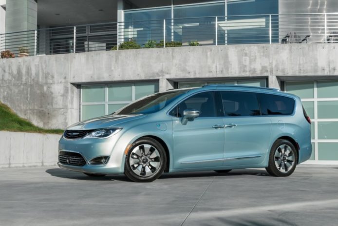 第二代無人駕駛車確認  Google 和車廠簽訂合作
