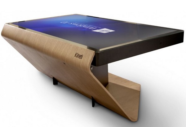 42 吋大螢幕超有型！La Table 平板咖啡枱可控制各種家電