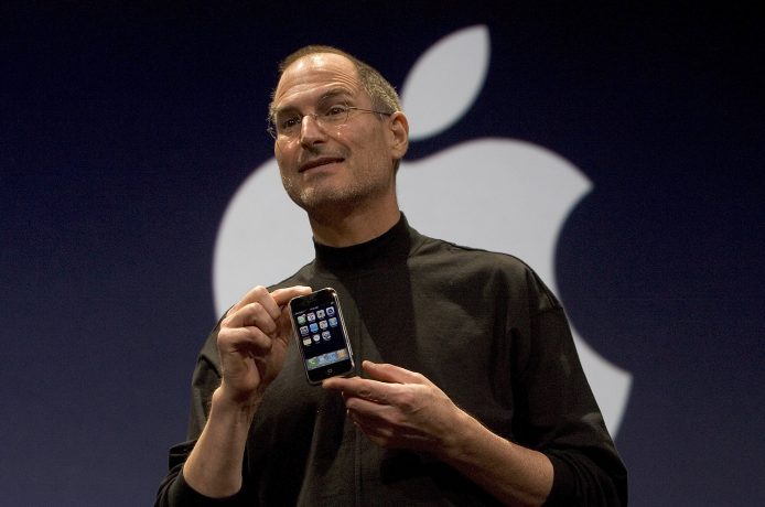 成就受攝影界肯定，Steve Jobs 登上國際攝影殿堂