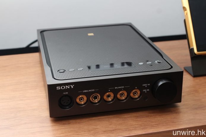 同場發佈的還包括有在 IFA 2016 展覽中亦有展出的座檯解碼耳擴 TA-ZH1ES，之後艾域亦會借用此機作深入評測。（可按此了解更多規格及功能詳情。）