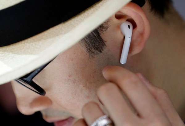 需求意外強勁！AirPods 無線藍牙耳機或可為 Apple 帶來 30 億美元收入