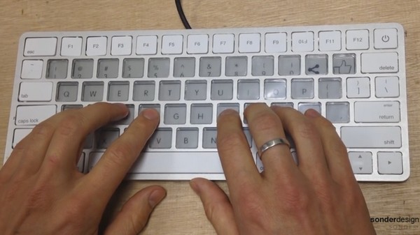 再有鍵盤新技術！傳新版 Magic Keyboard 將配備 e-ink 按鍵可改變功能