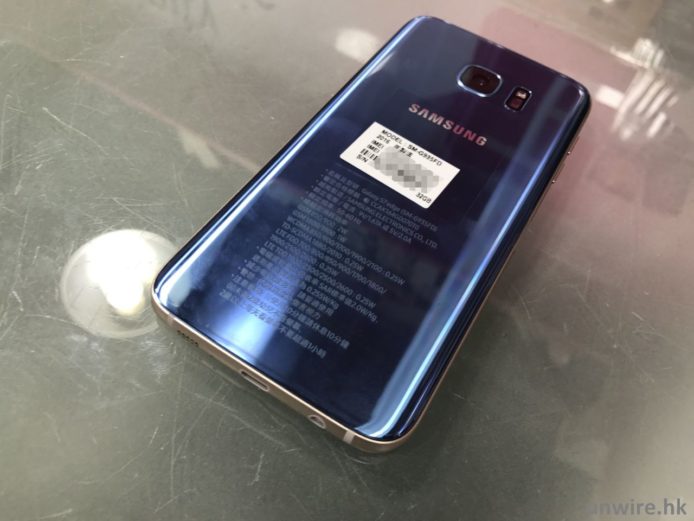 藍色夠吸引！韓水珊瑚藍 Samsung S7 edge 抵港