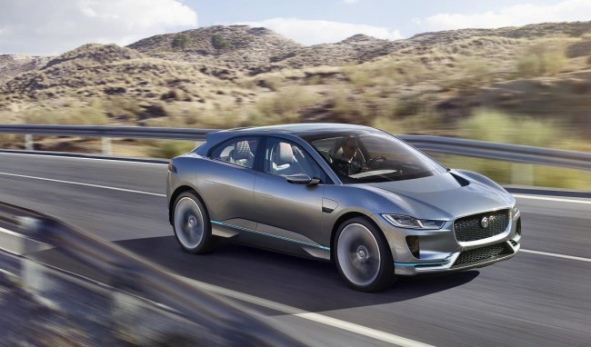 1.5 小時快充+500公里續航　Jaguar 量產 SUV 電動車 I-Pace 2018 登場