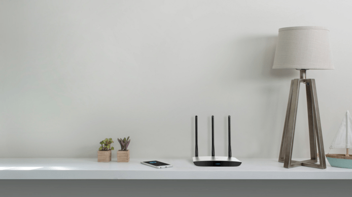 鋼製外殼散熱更強　TP-Link WR945N 入門級路由器新選擇