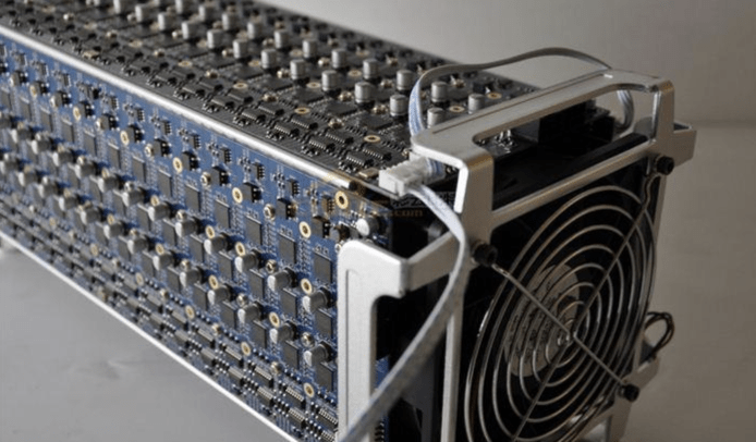 BITCOIN 跌破 9 K USD ? 不怕 ! 三星量產比特幣挖礦專用晶片