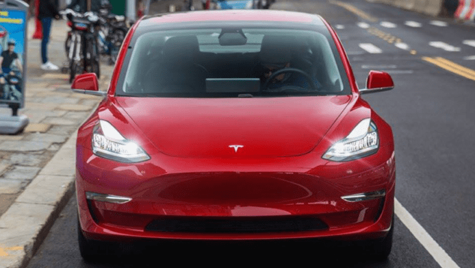 Model 3 Performance 傳搭載賽道模式　改變制動系統可飄移過彎