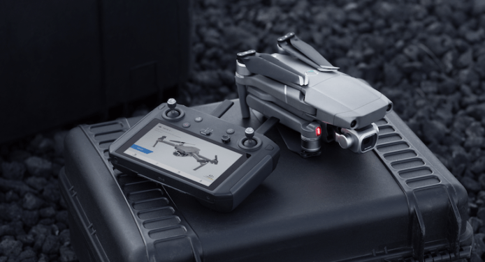 【CES 2019】DJI Smart Controller 內置熒幕航拍機遙控　內建Android可做fb直播