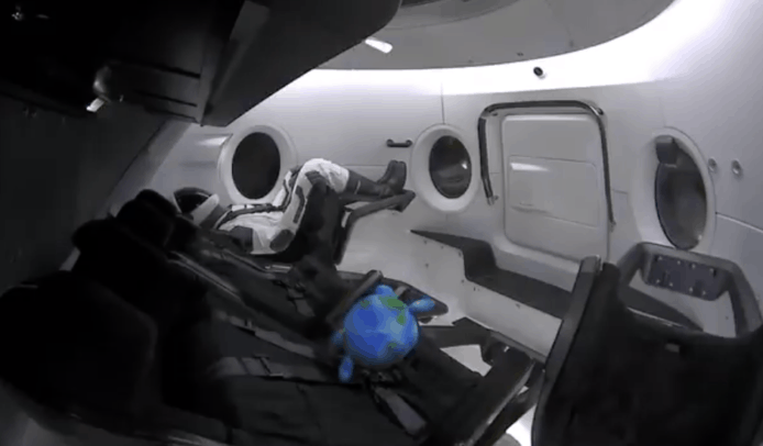 SpaceX 新型太空船成功升空 美國自家太空運輸新渠道